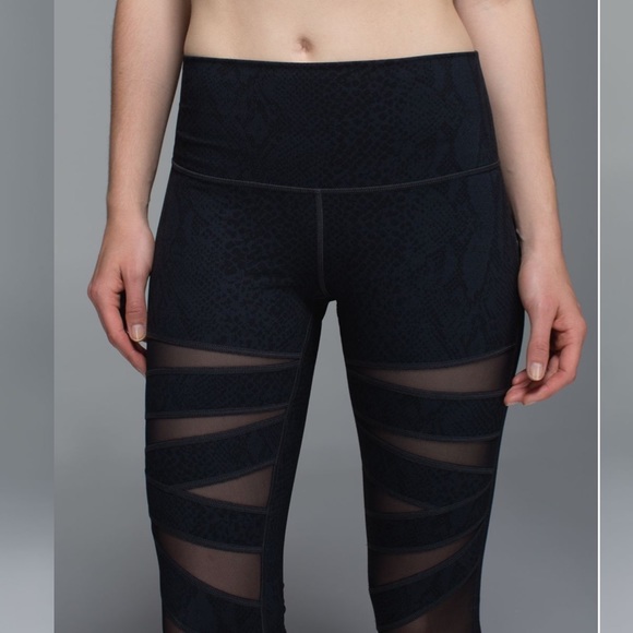 Lululemon High Times Pants Leggings *Tech Mesh Desert Snake Deep Coal Black 2 - Picture 9 of 10